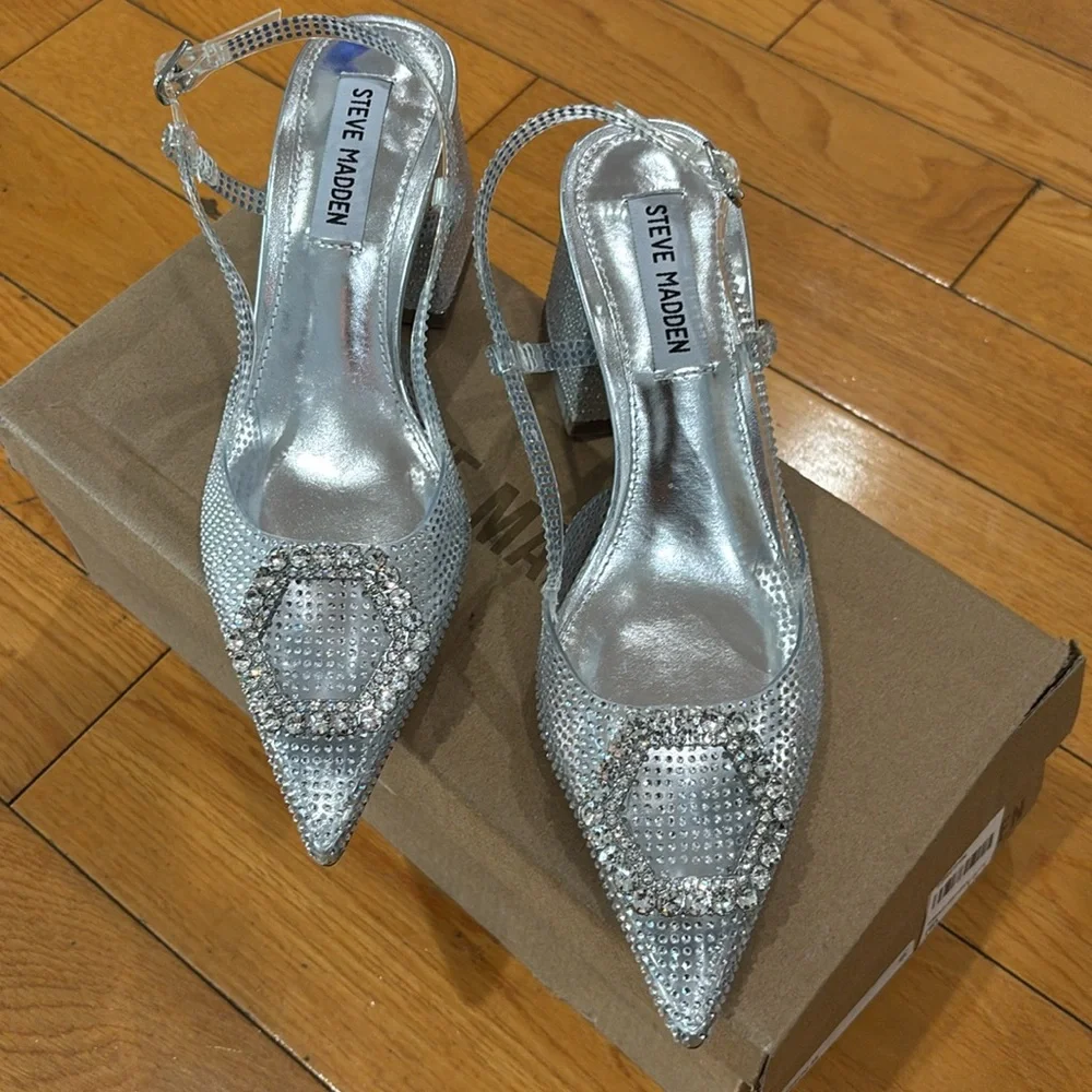 Steve Madden Bergen Heel in Clear Size: 6